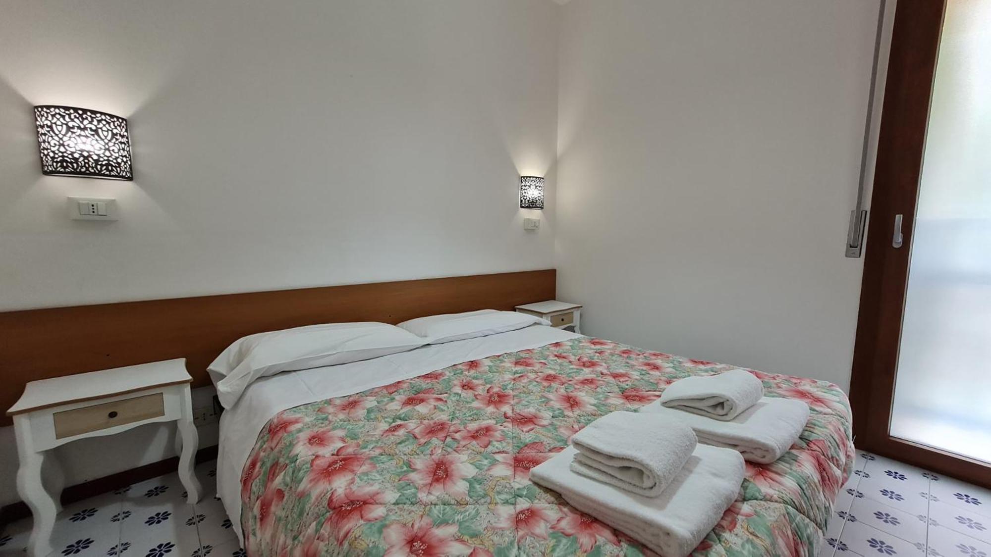 Panorama Apartment Peschiera Peschiera del Garda Ngoại thất bức ảnh